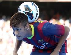 Uzi焦点对战，西亚卡姆与90激战瑞士队分钟，爆冷胜负难料！上演精彩一战