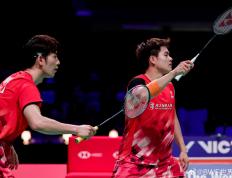 国家队备战大赛，教练组织紧密协作的简单介绍