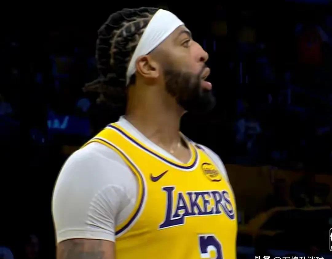 浓眉哥陷入低谷，三连败连败，鹈鹕球队命运悬念！