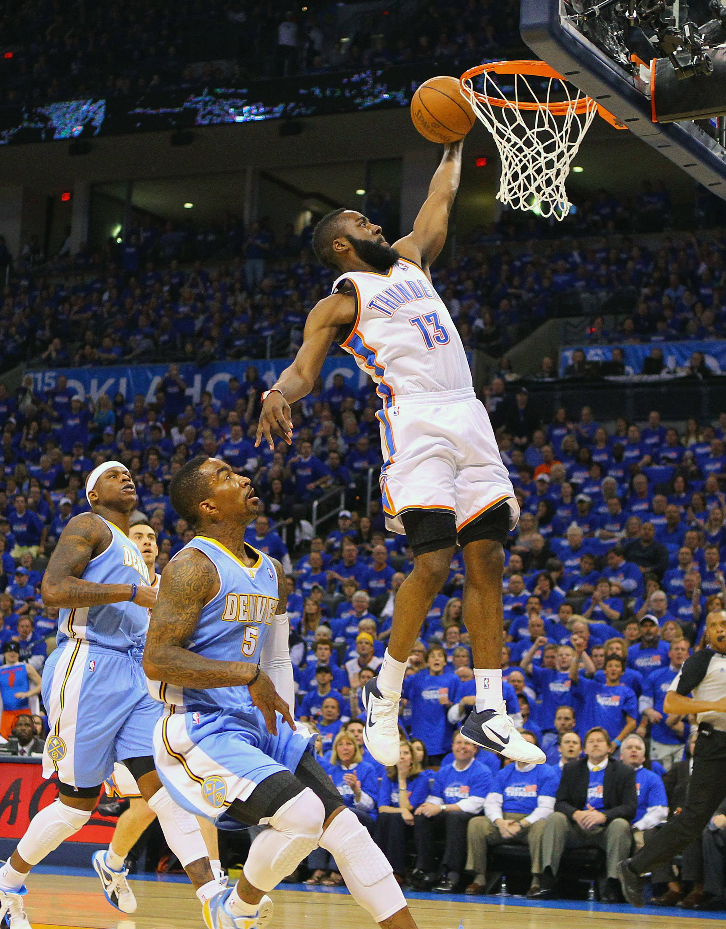 包含火箭三巨头联手，关键时刻神级表现得分突破，杜兰特冲击季后赛！的词条