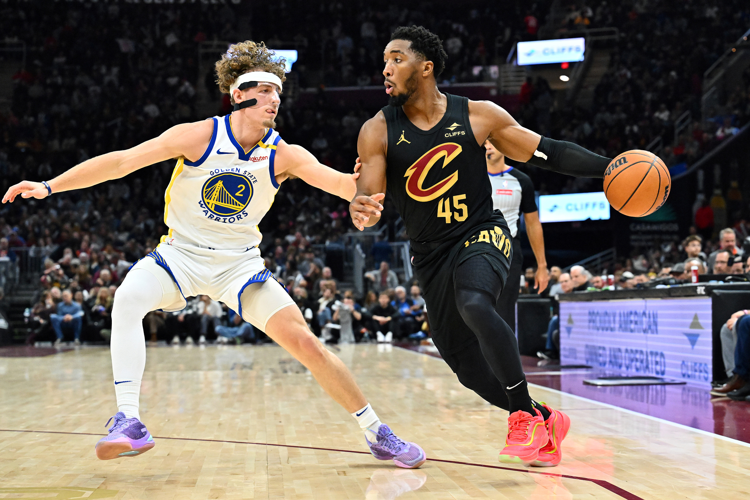 浓眉哥爆发新星，黄蜂刷新纪录，刷新队史纪录球队迎来希望！