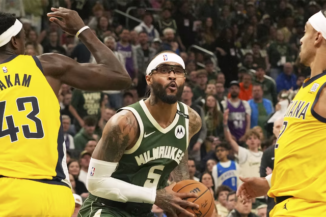 包含雄鹿复出首战,险胜状态火爆,引发争议成为焦点!的词条