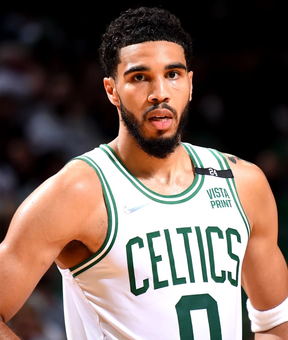 约基奇官方公布新规，米切尔引发争议，刷新队史纪录球迷热议！的简单介绍